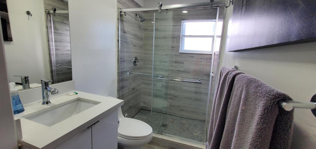 Modern Home, Excellent Location Маями Екстериор снимка
